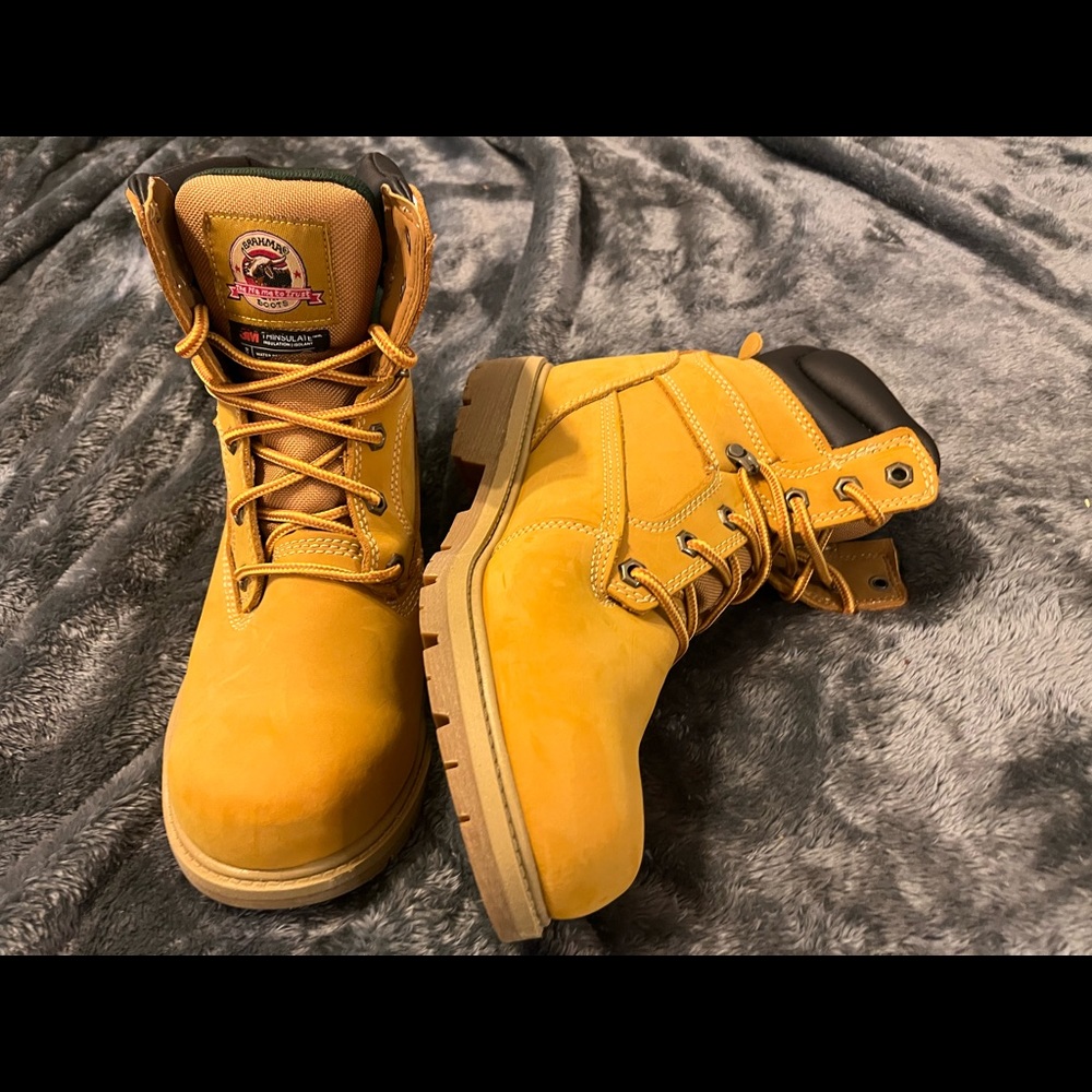 Steel toe work boots 9 1/2 !new!